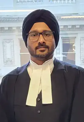 saravpreet-singh-gurna-law-canada-immigration-lawyer-in-surrey